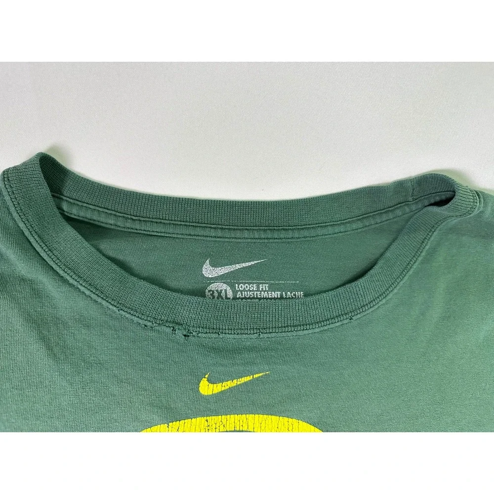 Nike Oregon Ducks Shirt 3XL Mens Green Distressed Graphic Tee NCAA College Sport